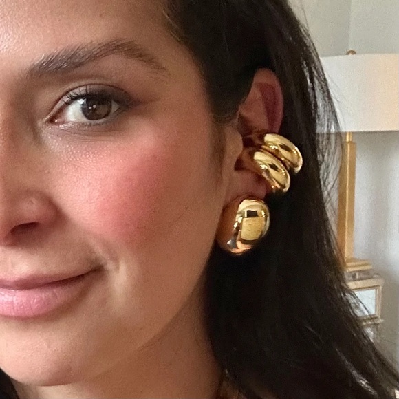 18K Gold Plated Oversized Oval Earrings*Chunky Puff Earrings *High Gloss Finish - Picture 8 of 8